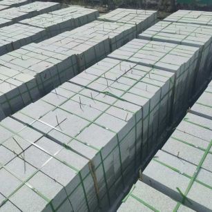 长春 芝麻白1.8公分火烧300*600地铺，清仓大甩卖