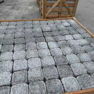 长春 园林景观滚石