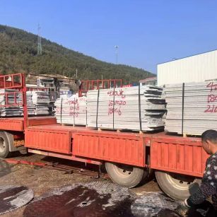 长春 芝麻灰花岗岩光面毛板出货日常