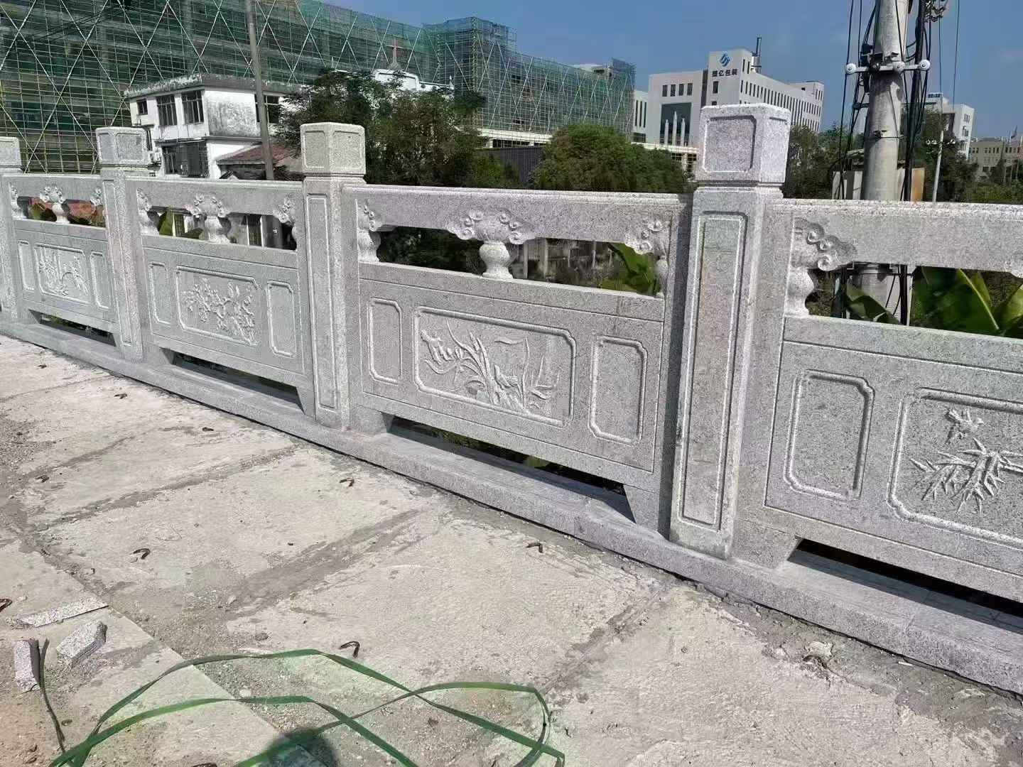 长春 芝麻白栏杆