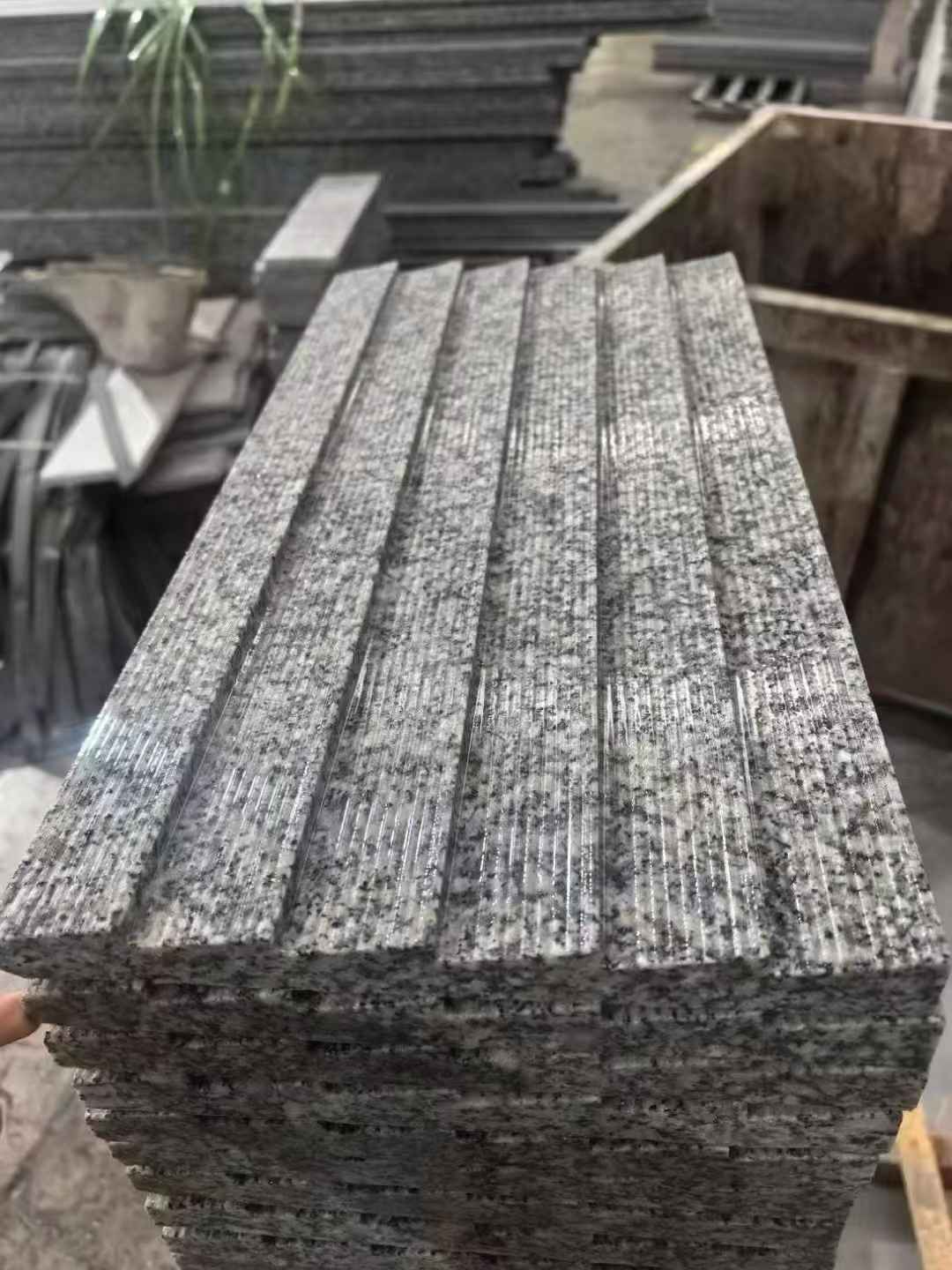 长春 狼牙石