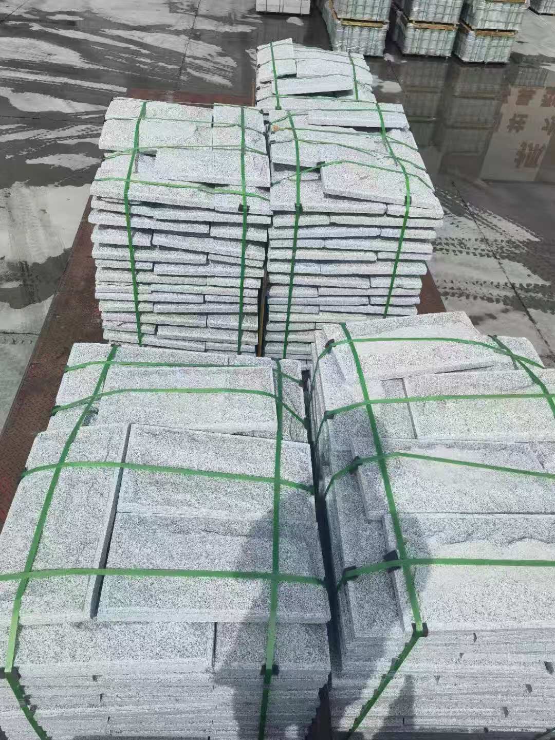 长春 芝麻白蘑菇石装车出货