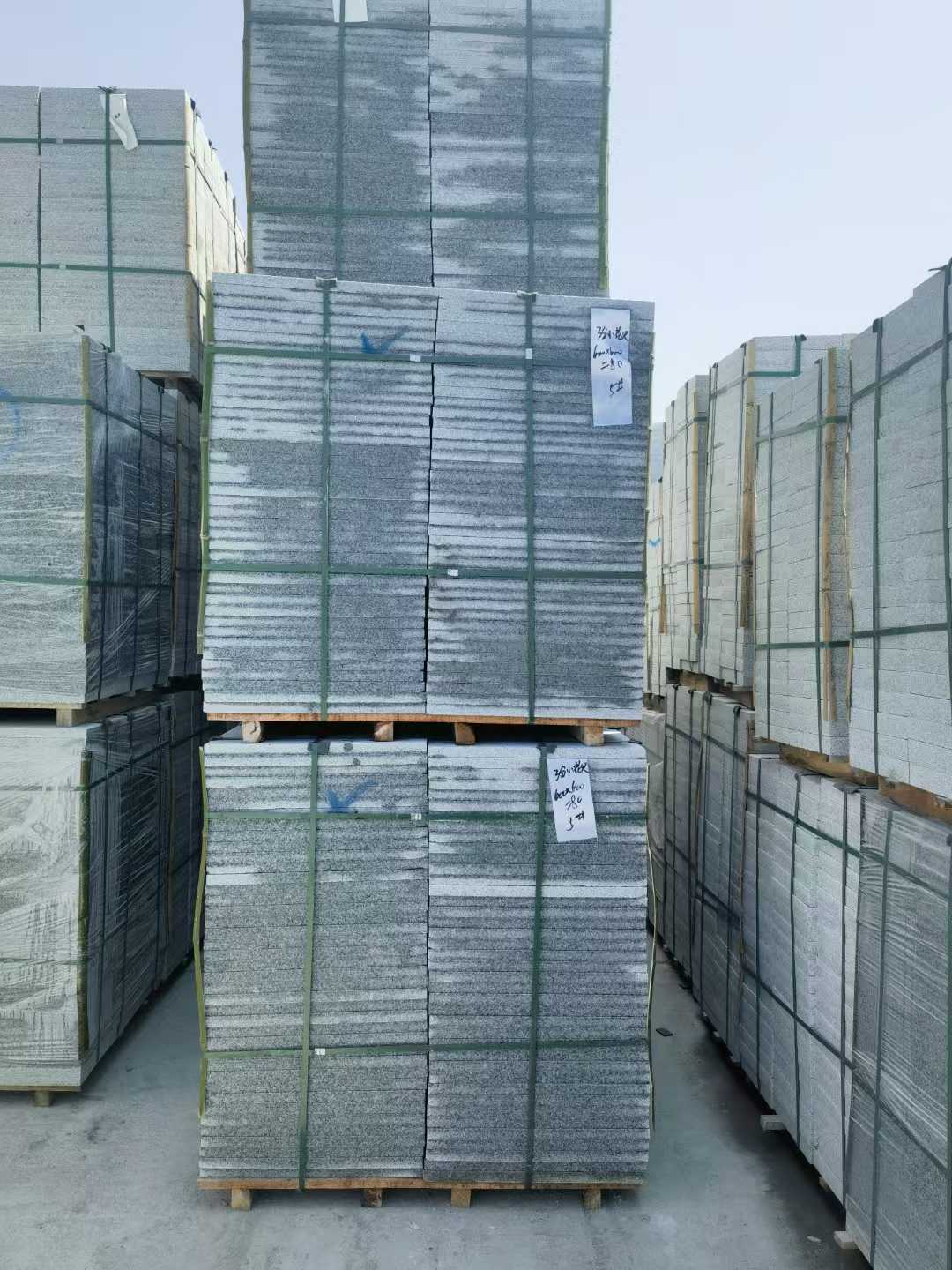 长春芝麻白地铺成品